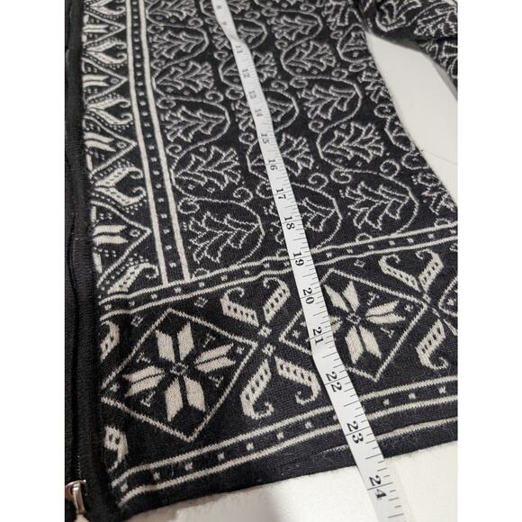 Peruvian Link Sweater Womens Large Black White Patterned Zip Front Cardigan - Picture 10 of 11